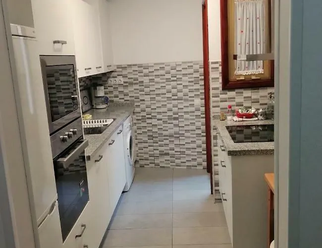 A 1 Minuto De Canteras Apartmán *