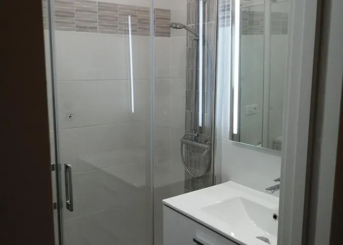 A 1 Minuto De Canteras